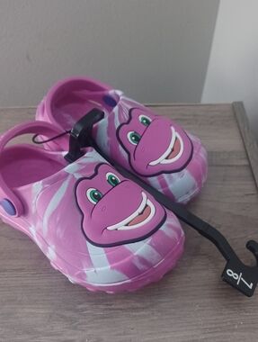 Barney Slip On Water Clogs Shoes Infants Sz 7/8